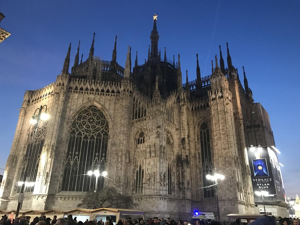 Kibilu - Via Falcone - City Centre - Duomo Milano Exterior foto